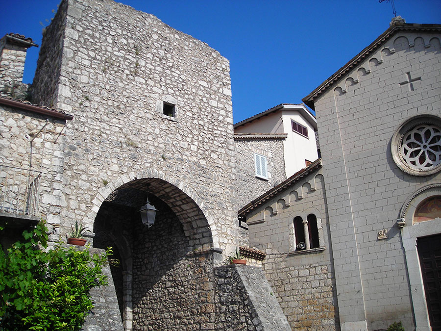 orgo Medievale Santa Croce e L'antica Verulae