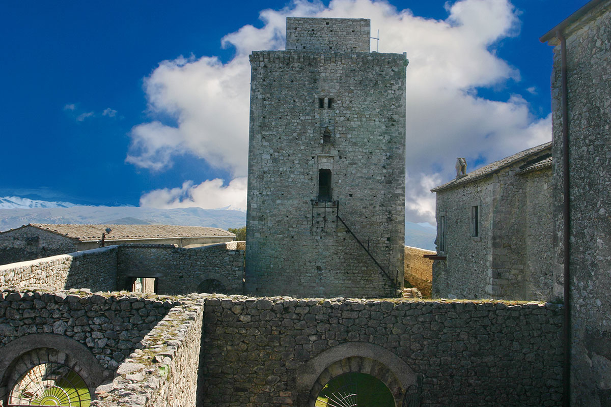 Castello di Monte San Giovanni Campano