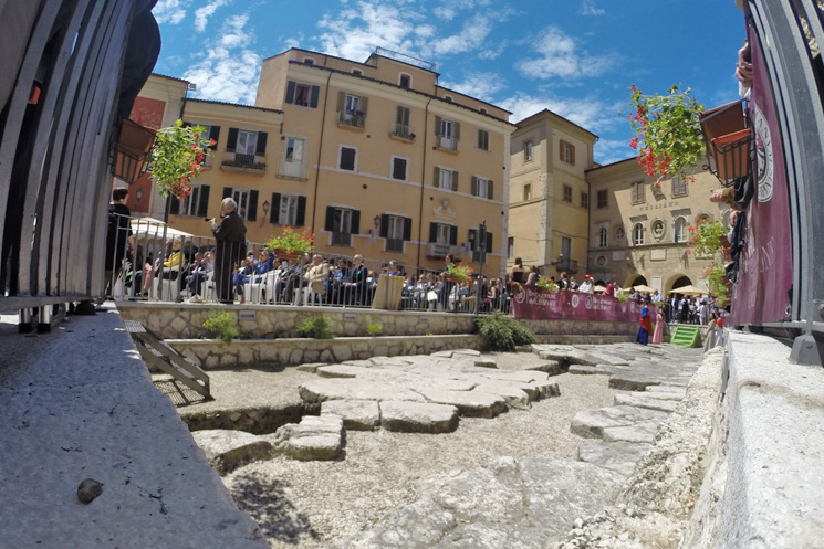 Tratto del Decumano Romano a Roma