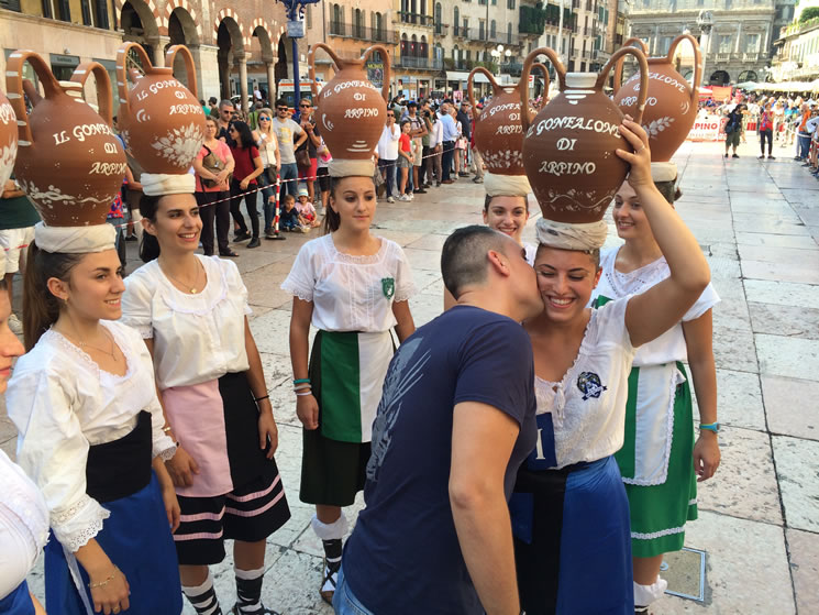 La Corsa con la Cannata al Tocatì di Verona 2018