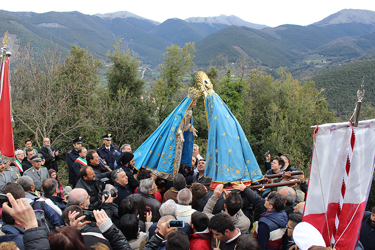 Il Bacio delle Madonne sul Monte Asprano