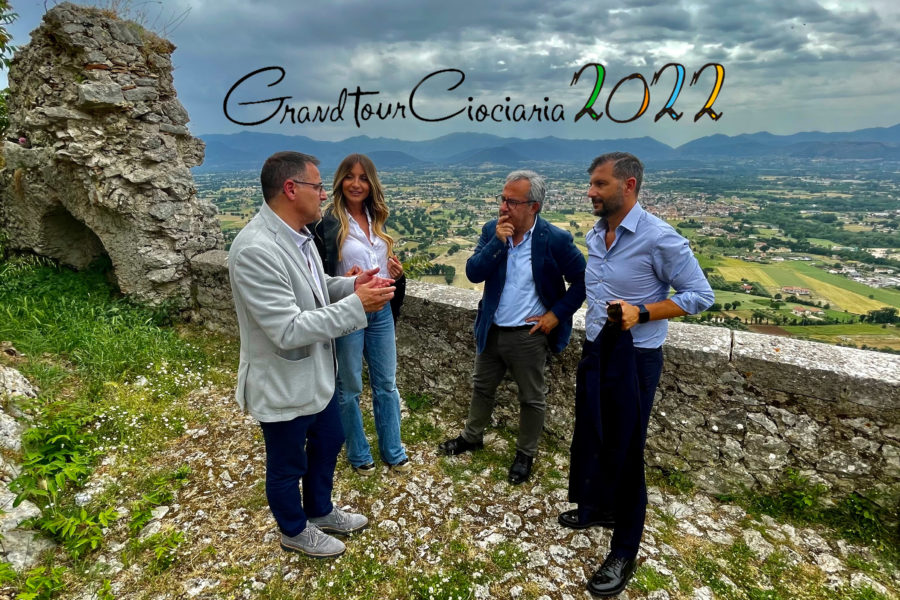 Una Splendida Giornata nella Terra di San Tommaso e Aquinum: