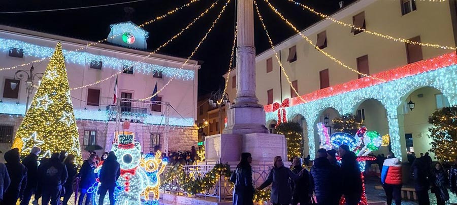 A Ferentino lo spettacolo delle Luminarie ha aperto ufficialmente il periodo Natalizio