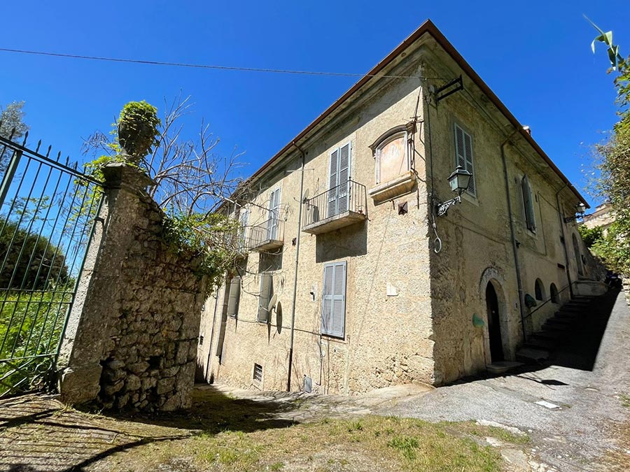 Casa Santa Croce Arpino - Real Estate in Ciociaria